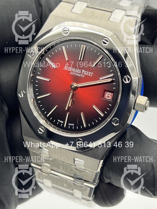 Товар Audemars Piguet Royal Oak Jumbo 39mm 16202XT.OO.1240XT.01 Фото 3 - Audemars Piguet Royal Oak Jumbo 39mm 16202XT.OO.1240XT.01
