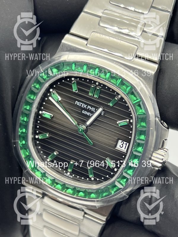 Товар Patek Philippe Nautilus 40mm 5711/113P-001 Steel Фото 3 - Patek Philippe Nautilus 40mm 5711/113P-001 Steel