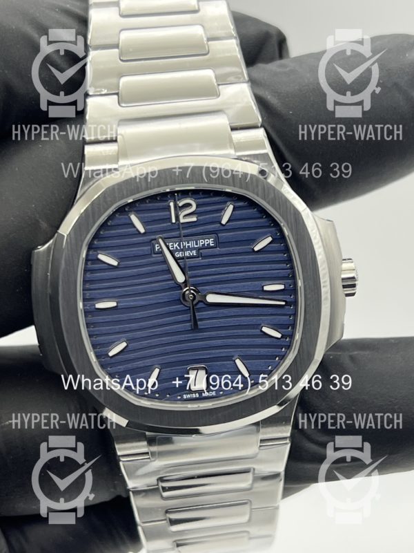 Товар Patek Philippe Nautilus 35mm 7118/1A-001 Blue Фото 6 - Patek Philippe Nautilus 35mm 7118/1A-001 Blue
