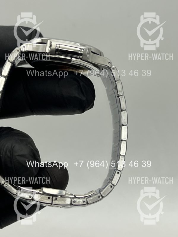 Товар Patek Philippe Nautilus 35mm 7118/1A-001 Blue Фото 10 - Patek Philippe Nautilus 35mm 7118/1A-001 Blue