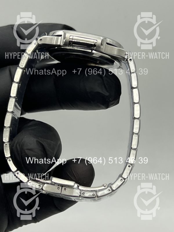 Товар Patek Philippe Nautilus 35mm 7118/1A-010 White Фото 12 - Patek Philippe Nautilus 35mm 7118/1A-010 White