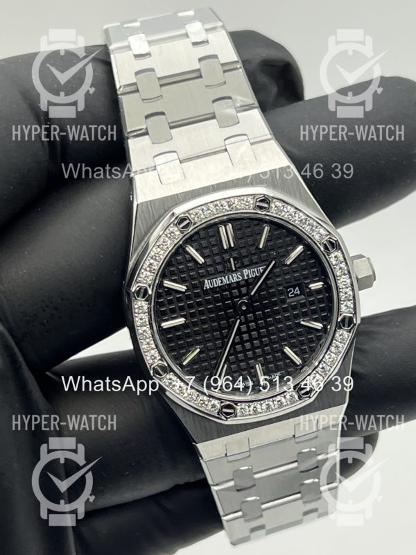 Фото 4 - Audemars Piguet Royal Oak 33mm 67651ST.ZZ.D002CR.01 Diamond Steel
