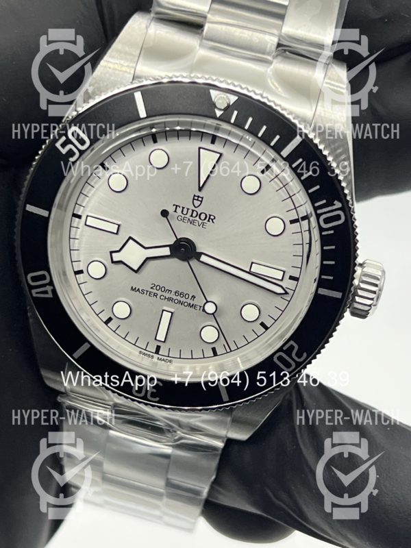 Товар Tudor Black Bay 68 M7943A1A0NU-0002 Фото 2 - Tudor Black Bay 68 M7943A1A0NU-0002