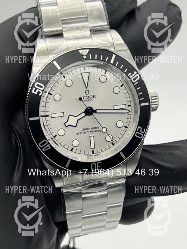 Товар Tudor Black Bay 68 M7943A1A0NU-0002 Фото 4 - Tudor Black Bay 68 M7943A1A0NU-0002