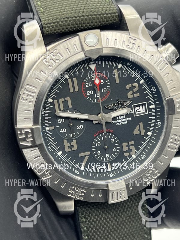 Фото 5 - Breitling Avenger E13383101 Steel