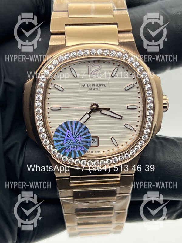 Товар Patek Philippe Nautilus 35mm Art 12339 Фото 2 - Patek Philippe Nautilus 35mm Art 12339