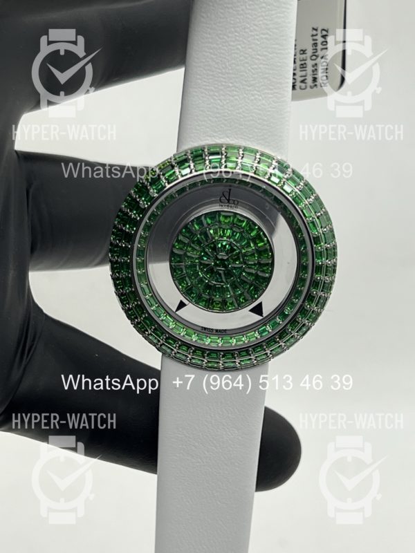 Фото 8 - Jacob & Co Brilliant Mystery Baguette Green