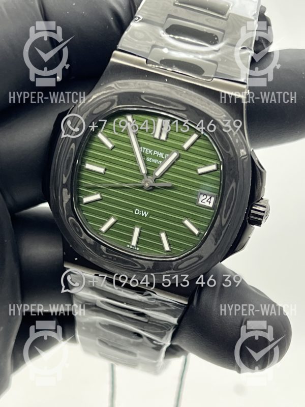 Товар Patek Philippe Nautilus 40mm DiW Carbon 5711 Green Фото 5 - Patek Philippe Nautilus 40mm DiW Carbon 5711 Green
