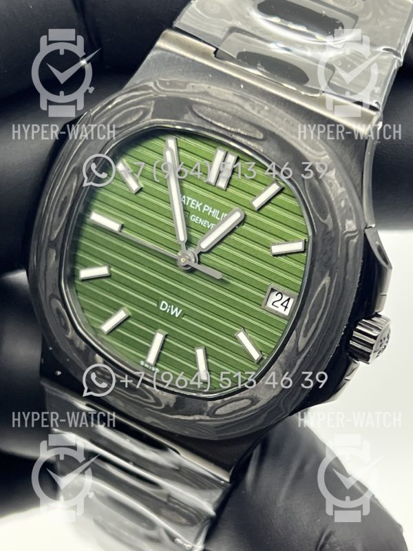 Товар Patek Philippe Nautilus 40mm DiW Carbon 5711 Green Фото 6 - Patek Philippe Nautilus 40mm DiW Carbon 5711 Green