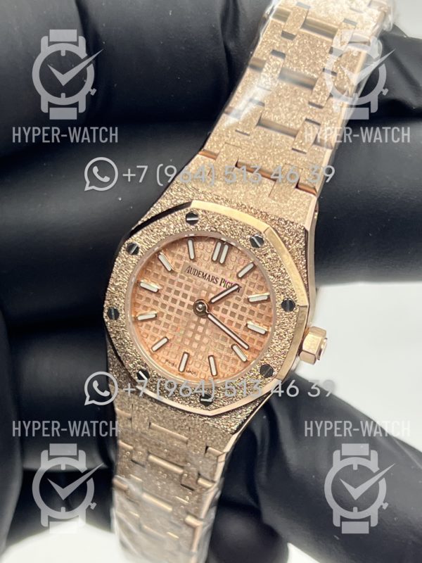 Фото 2 - Audemars Piguet Royal Oak 23mm 67630OR.GG.1312OR.01-B