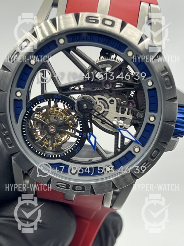 Товар Roger Dubuis Excalibur 45mm Flying Tourbillon Blue Red Фото 2 - Roger Dubuis Excalibur 45mm Flying Tourbillon Blue Red