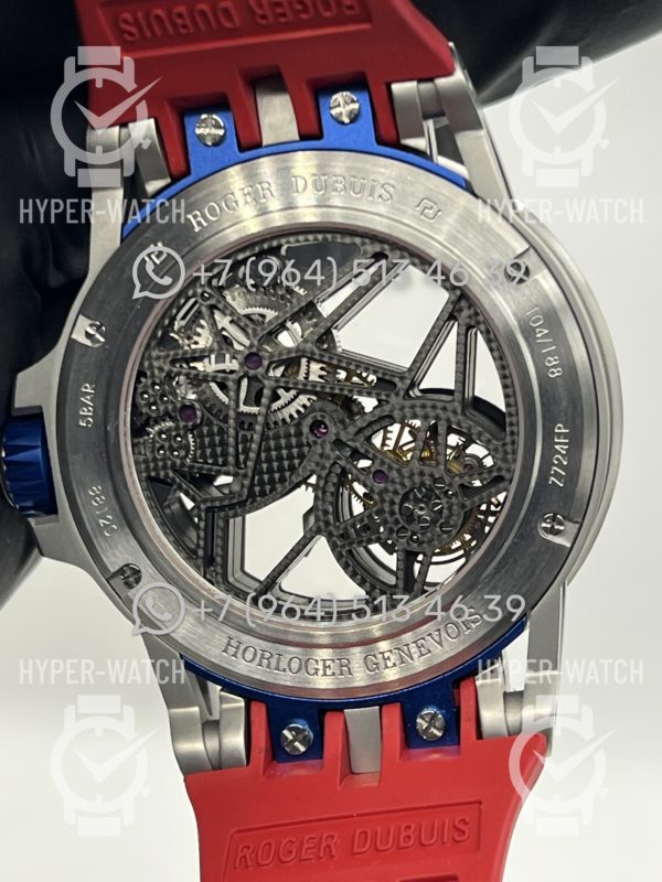 Товар Roger Dubuis Excalibur 45mm Flying Tourbillon Blue Red Фото 17 - Roger Dubuis Excalibur 45mm Flying Tourbillon Blue Red