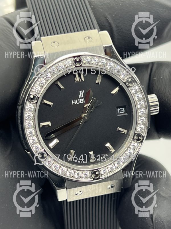 Фото 4 - Hublot Classic Fusion 33mm 581.NX.1470.RX.1104