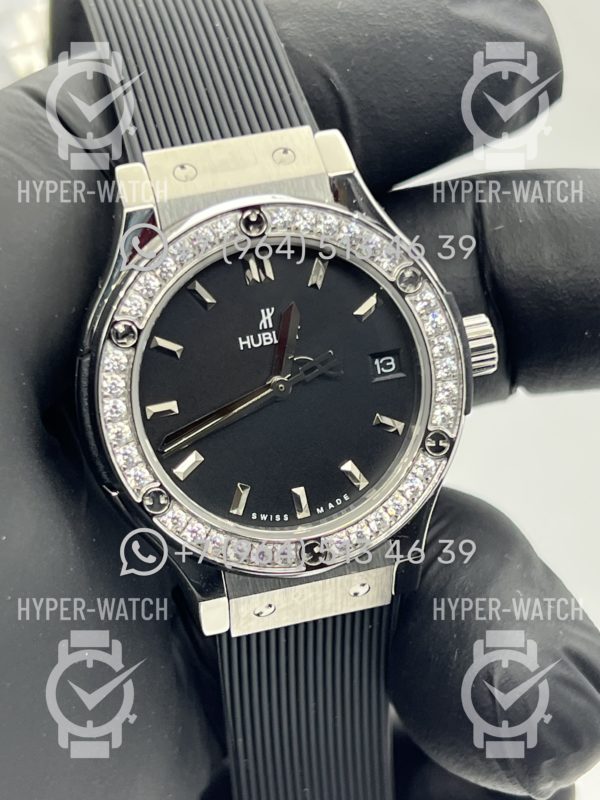 Фото 6 - Hublot Classic Fusion 33mm 581.NX.1470.RX.1104