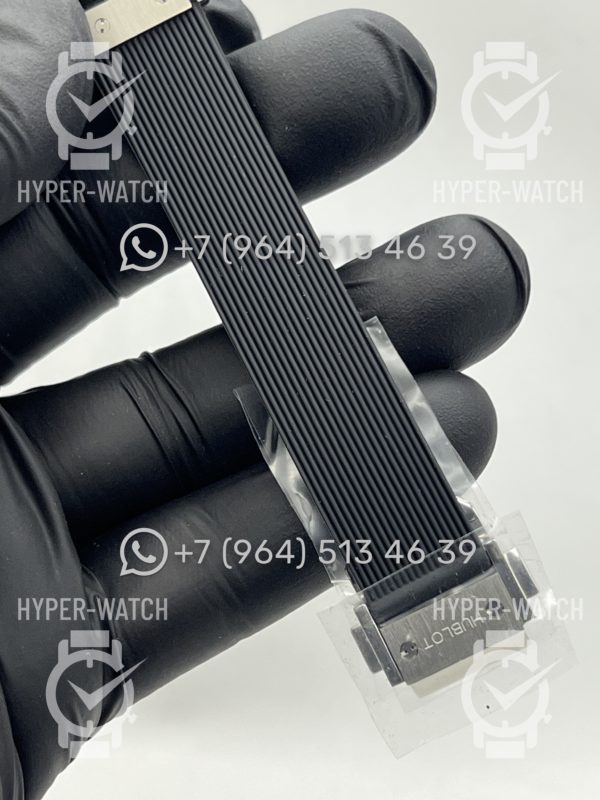 Фото 9 - Hublot Classic Fusion 33mm 581.NX.1470.RX.1104