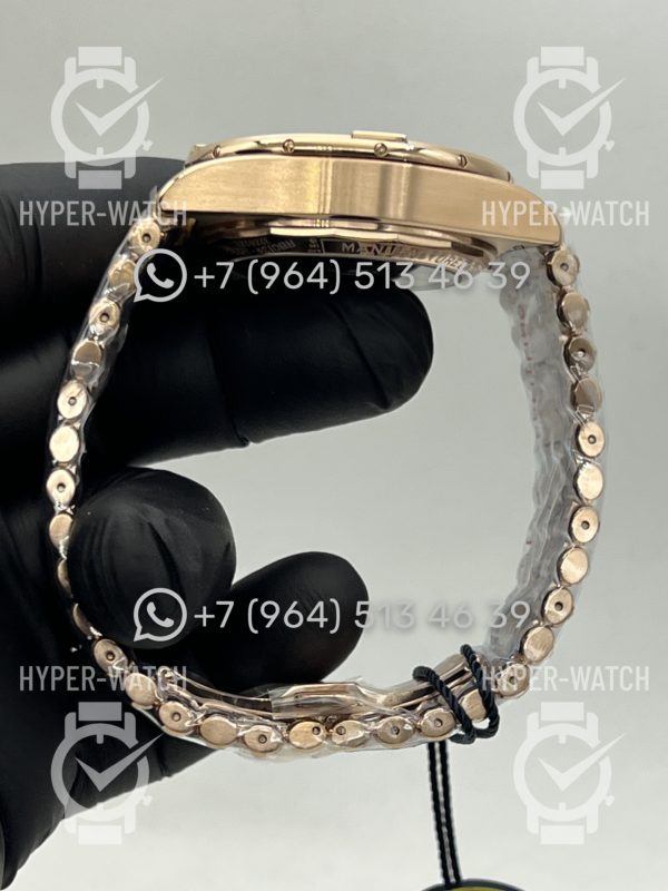 Фото 10 - Breitling Chronomat B01 42 RB0134101B1R1