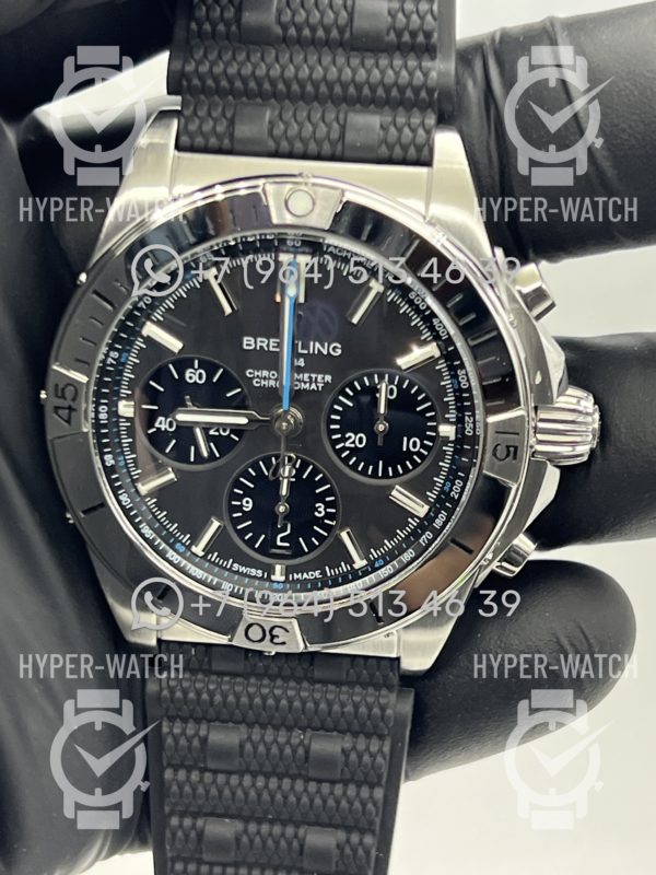 Фото 2 - Breitling Chronomat B01 42 EB0134101M1S1