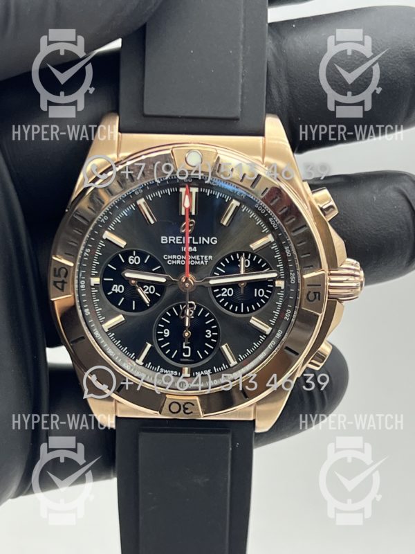 Фото 2 - Breitling Chronomat B01 42 RB0134101B1S1