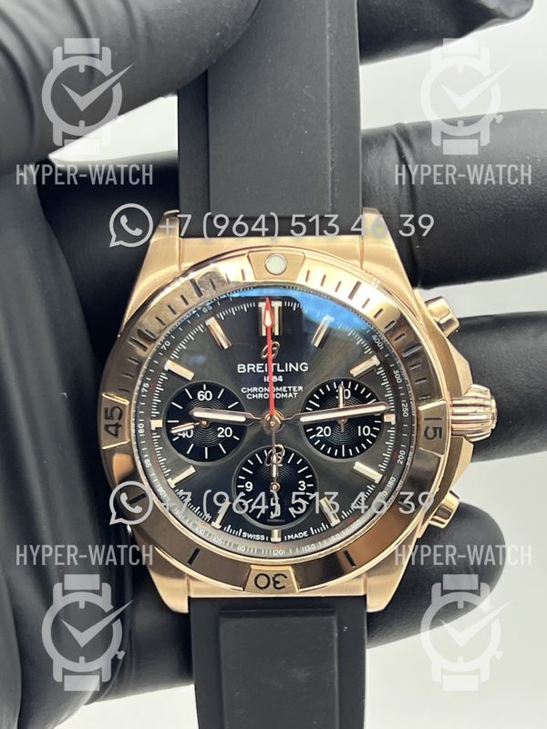 Фото 4 - Breitling Chronomat B01 42 RB0134101B1S1