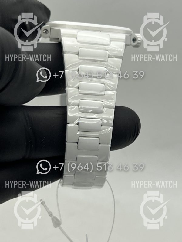 Фото 5 - Patek Philippe Nautilus AET Remould 5711 White 40mm