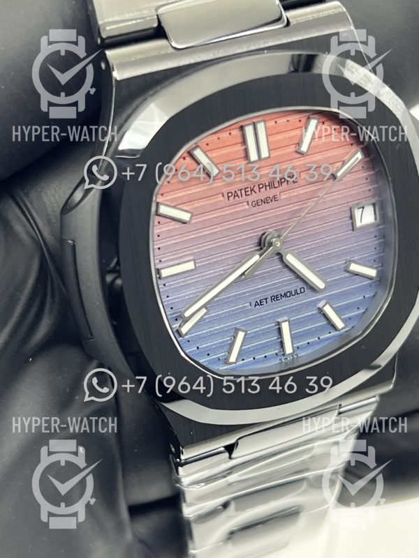 Товар Patek Philippe Nautilus AET Remould 5711 Pink Blue Фото 6 - Patek Philippe Nautilus AET Remould 5711 Pink Blue