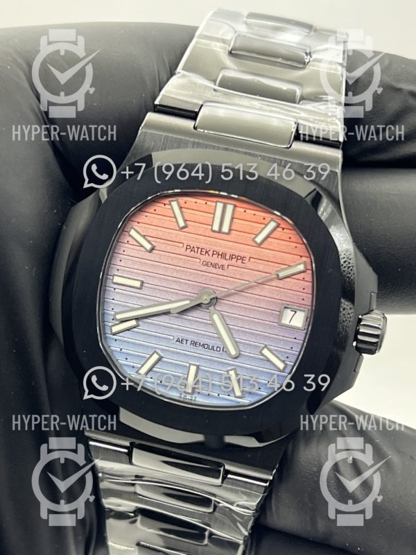 Товар Patek Philippe Nautilus AET Remould 5711 Pink Blue Фото 8 - Patek Philippe Nautilus AET Remould 5711 Pink Blue